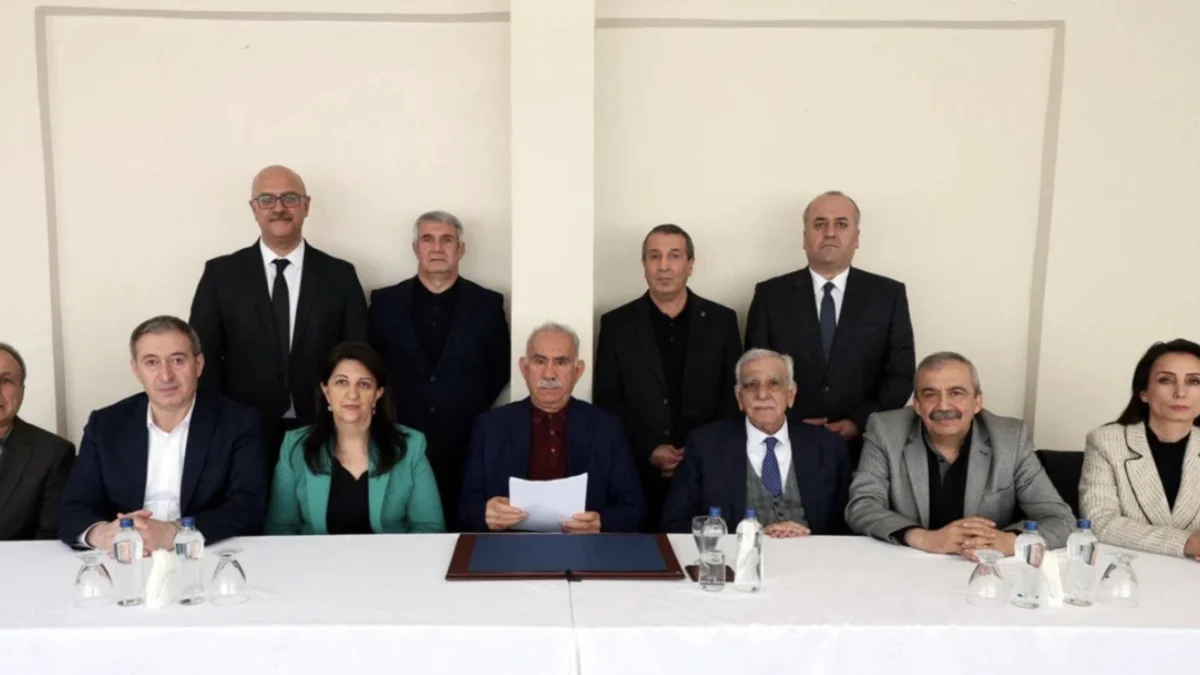 PKK SİLAH BIRAKIYOR
